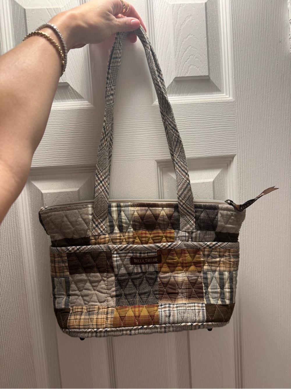 Bella Taylor Quilted tote 👜